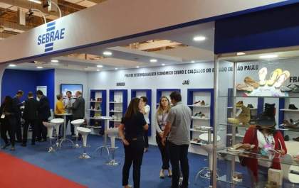 Sete empresas de Birigui participam de showroom do Sebrae-SP na Couromoda