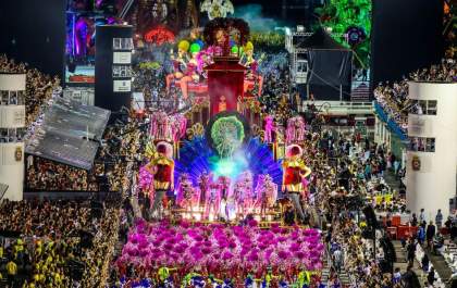 Rio e São Paulo adiam desfile de carnaval para feriado de Tiradentes
