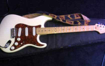 Vítima de furto tenta reaver guitarra e outros objetos levados por ladrões