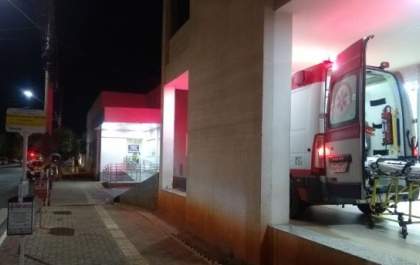 Homem é socorrido em estado grave e polícia investiga se houve agressão
