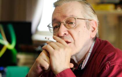 Olavo de Carvalho morre aos 74 anos
