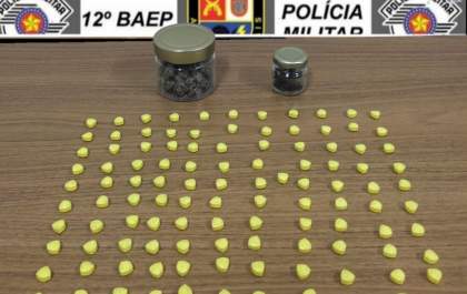 Baep prende mais 2 com comprimidos de ecstasy e skunk