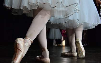Escola Municipal de Dança abre vagas para crianças de 5 a 11 anos