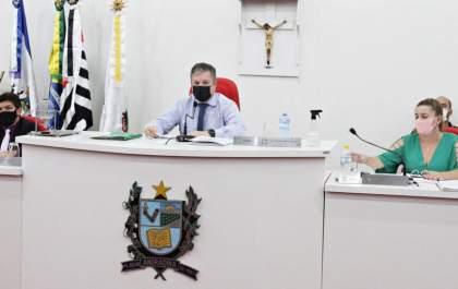 Câmara Municipal revoga diárias de viagem de vereadores