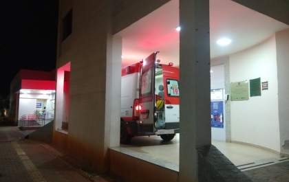 Homem fica ferido ao tentar tomar faca das mãos da esposa em Três Lagoas