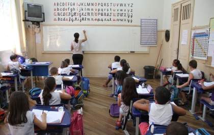 Birigui cria 85 cargos de auxiliar de vida escolar e prepara processo seletivo