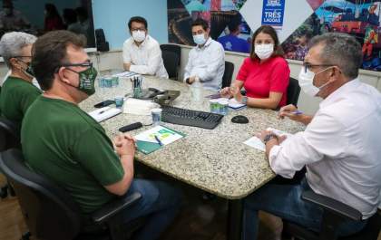 Prefeitura de Três Lagoas apresenta proposta de reajuste salarial para servidores municipais ao sindicato da categoria