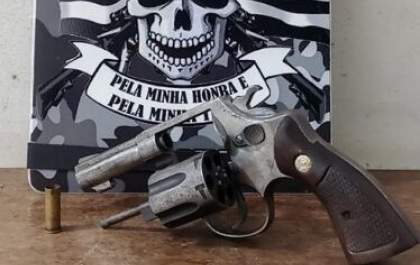 Homem é preso com revólver em Birigui