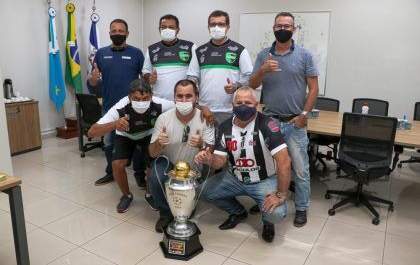 Vice-campeão da Liga Terrão MS, Comercial Despachante visita secretário de Esporte e Presidente da Câmara