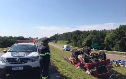 Motorista de Birigui morre ao tombar caminhão na Rondon