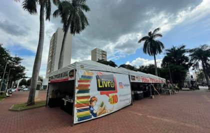 Feira Popular do Livro chega na região central de Araçatuba