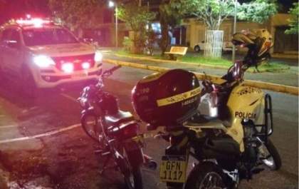 Adolescente de 15 anos é detido pelo 2º dia consecutivo com moto furtada