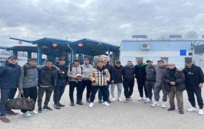 jogadores brasileiros que atuavam na Ucrânia chegam ao Brasil após dias de incerteza
