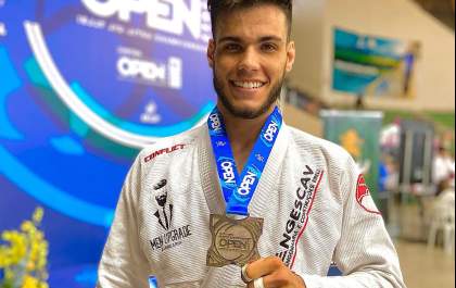 Atleta do jiu-jítsu de Araçatuba é vice-campeão em evento internacional