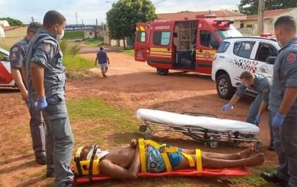 Moradores espancam acusado de furto, que vai a óbito na UPA