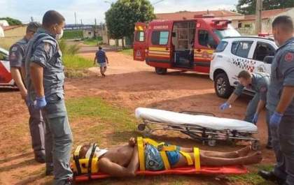 Acusado de furto morre após ser linchado por moradores revoltados com invasões de casas