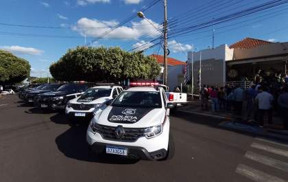 Homenagens marcam despedida do delegado de Araçatuba morto em acidente automobilístico