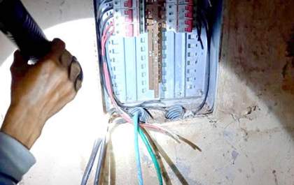 Criminosos voltam a roubar fios de praças e espaços públicos em Andradina