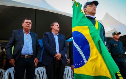Prefeito participa da formatura da 36ª turma de soldados da PMMS/CPA-2 de TL e recebe homenagem