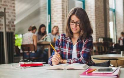 Aprenda a montar um cronograma de estudo para o Enem