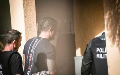 Sargento e cabo da PM presos estariam fazendo vista grossa para arremesso de ‘pombos’ na Máxima