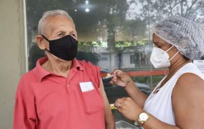 Birigui amplia horário de vacinação contra gripe e covid-19 nas UBSs