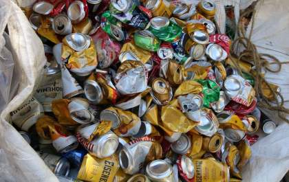 Brasil registra reciclagem de 98,7% de latas de alumínio em 2021