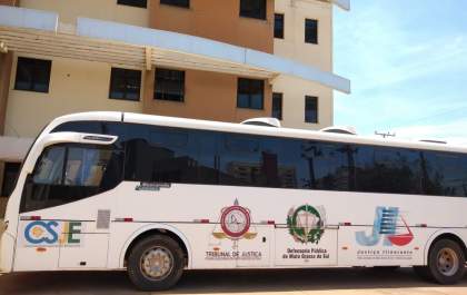 Ônibus da Justiça Itinerante estará na próxima quinta-feira (28) na Escola Ramez Tebet em Três Lagoas