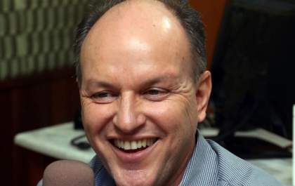 Pré-candidato a deputado estadual, Júnior Mochi fala com exclusividade ao Hojemais