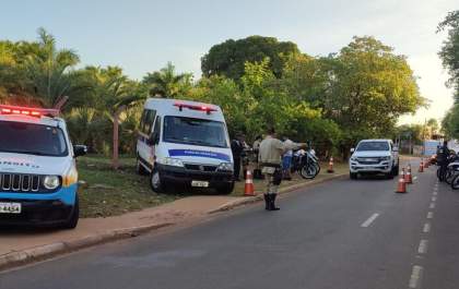 Semana do Trânsito: blitz educativa da PM pega 4 sem CNH e motorista dirigindo na contramão