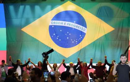 PT lança pré-candidatura de Lula à presidência com Alckmin como vice