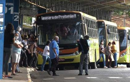 Prefeitura propõe subsídio de quase R$ 1 milhão para transporte público