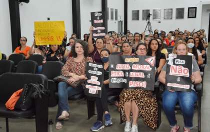 Maffeis veta alterações feitas pela Câmara em projeto do magistério
