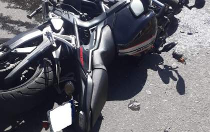 Motociclista fica ferido em colisão com carro em Guararapes