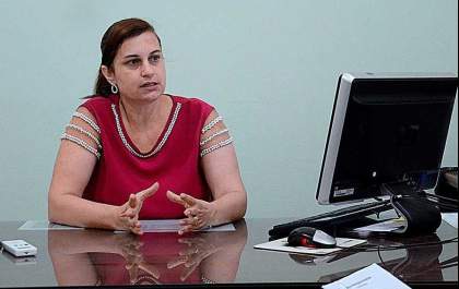 Secretária da Educação será sabatinada por vereadores nesta segunda
