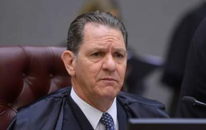 Filha de ministro do STJ afirma em mensagens que pai defendeu invasão ao STF; Noronha nega