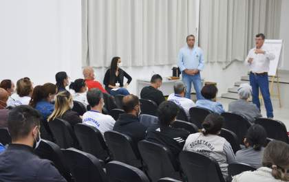 Birigui recebe treinamento para uso de novo larvicida contra o mosquito da dengue