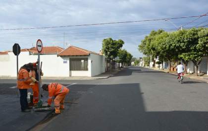 Trecho da rua Helena Ruic passa a ter mão única
