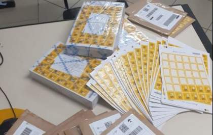 Correios alertam sobre golpe dos selos adulterados