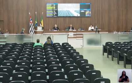 Grupo quer antecipar eleições da Mesa Diretora da Câmara para agosto