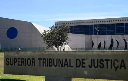 STJ: pessoa com HIV tem direito à isenção do IRPF sobre aposentadoria