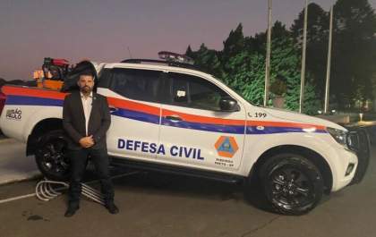 Andradina recebe caminhonete 4X4 e kit de combate a incêndios