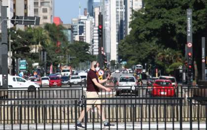 Covid-19: Brasil tem 28,6 mil novos casos e 72 óbitos em 24 horas