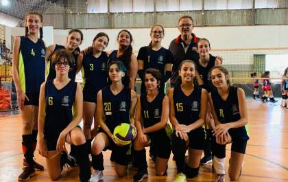 Voleibol feminino de Araçatuba é campeão em torneio&nbsp;
