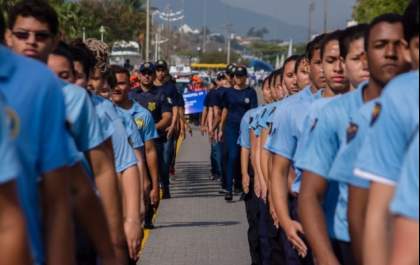 Policia Mirim abre matrículas para menor aprendiz