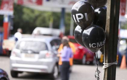 Receita Federal arrecada R$ 165,3 bilhões em tributos em maio