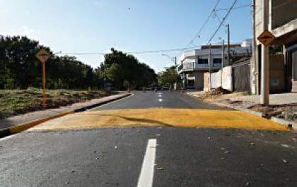 Prefeitura deve investir mais R$ 600 mil na iluminação da Dois de Dezembro e da Juscelino Kubitschek