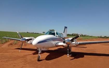 Avião com 500 quilos de pasta base de cocaína é apreendido após ação da FAB
