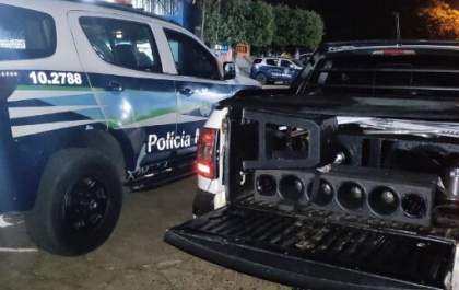 Motorista é detido por embriaguez e tem veículo apreendido por som alto em Três Lagoas