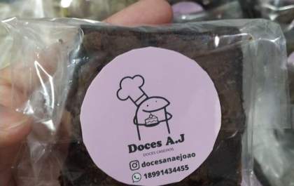 Arte na praça acontece até as 17h deste sábado